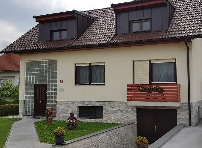 Apartma Sebastjan Near Terme Paradiso شقة *